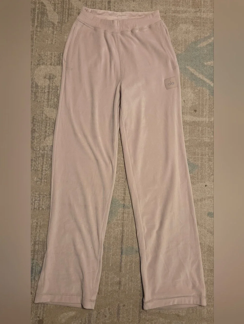 Alo Yoga Velour Glimmer Set. Dusty Pink. Great Conditioned. Plz Read***